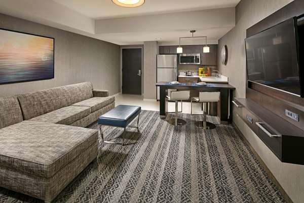  - Homewood Suites by Hilton Downtown San Diego - I-5, Exits 17 & 17A