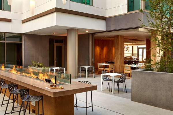  - Homewood Suites by Hilton Downtown San Diego - I-5, Exits 17 & 17A