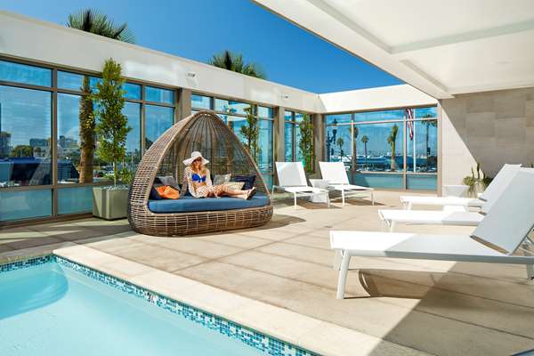 Pool - Homewood Suites by Hilton Downtown San Diego - I-5, Exits 17 & 17A