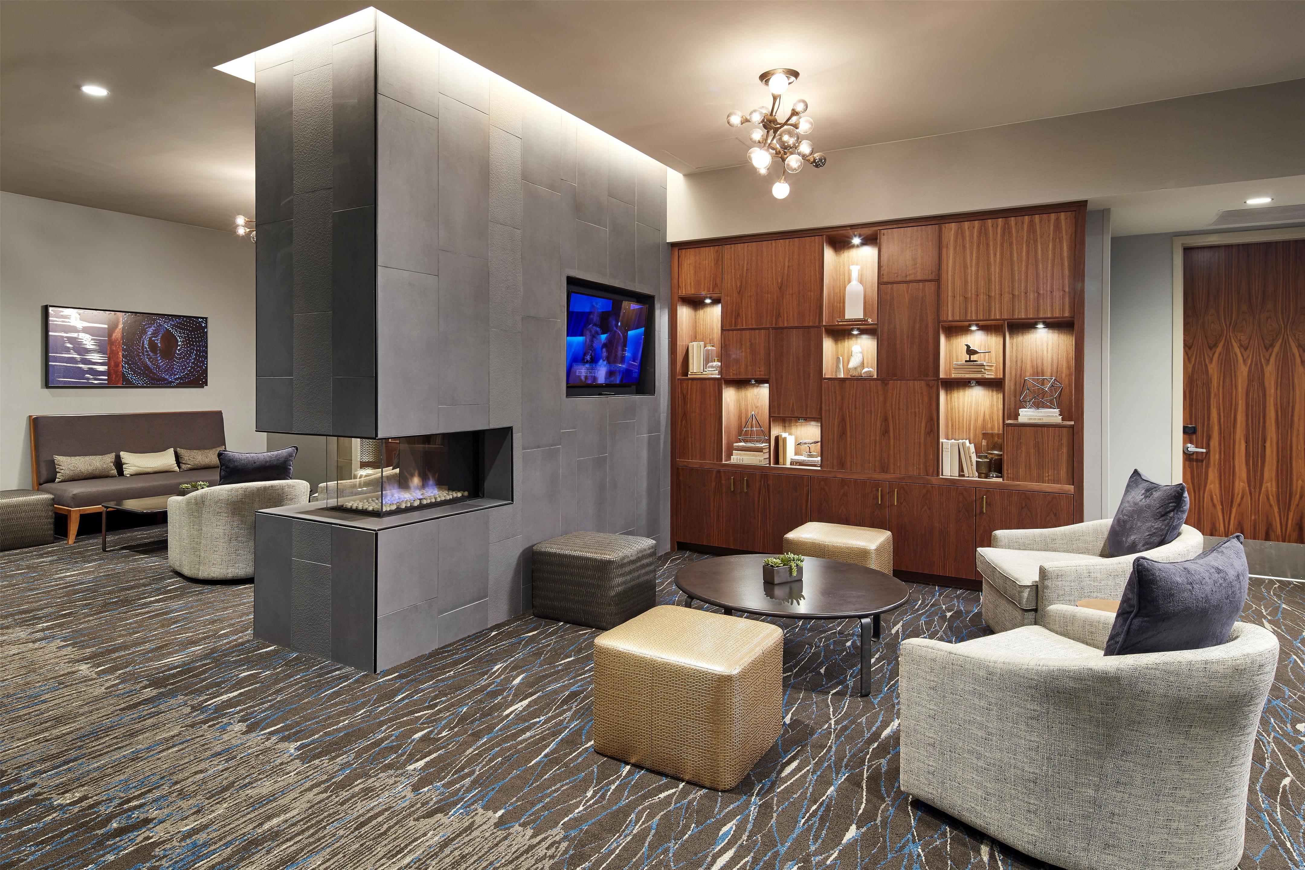 Lobby | Homewood Suites by Hilton San Diego Downtown/Bayside