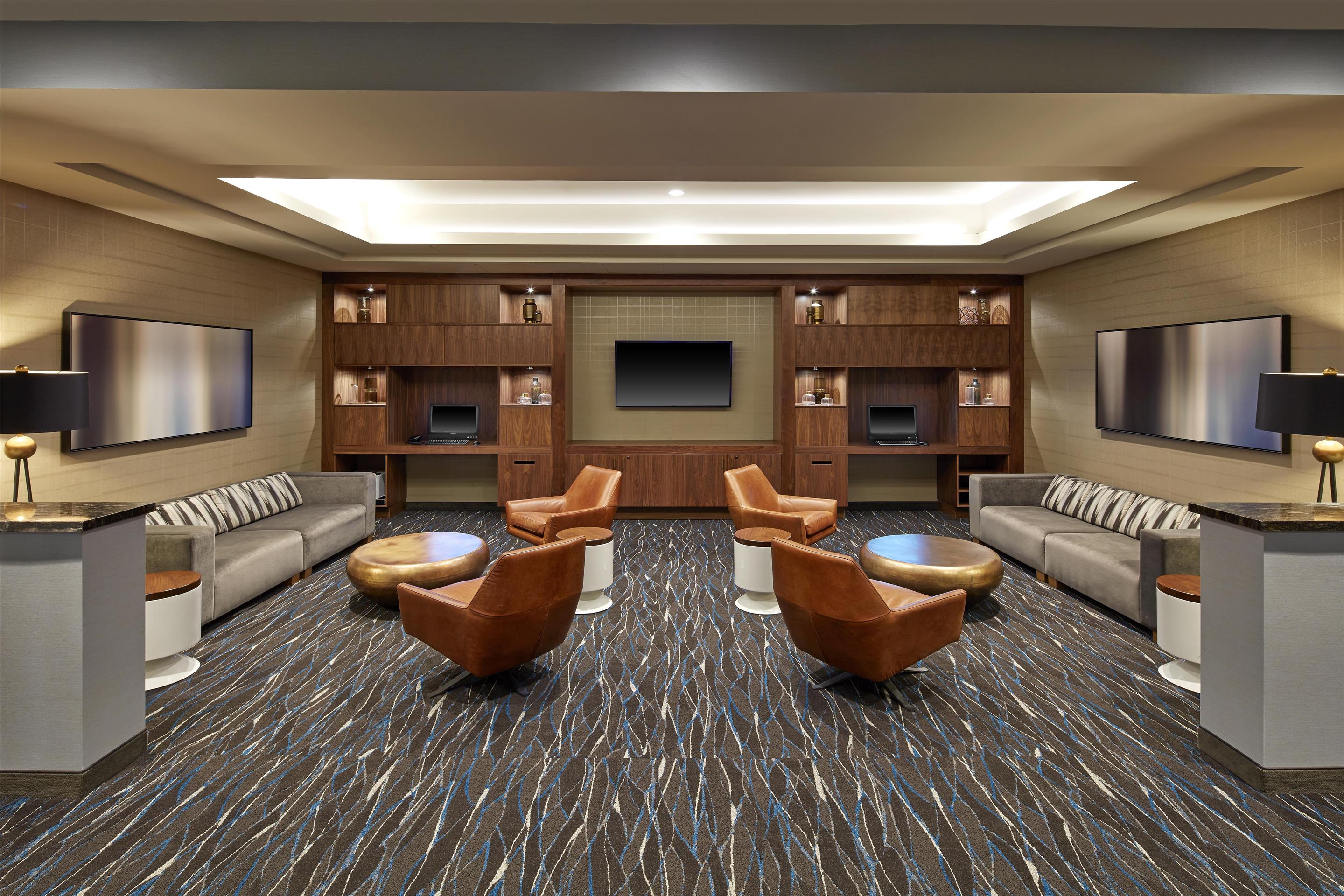 Business Center | Hilton Garden Inn San Diego Downtown/Bayside, CA