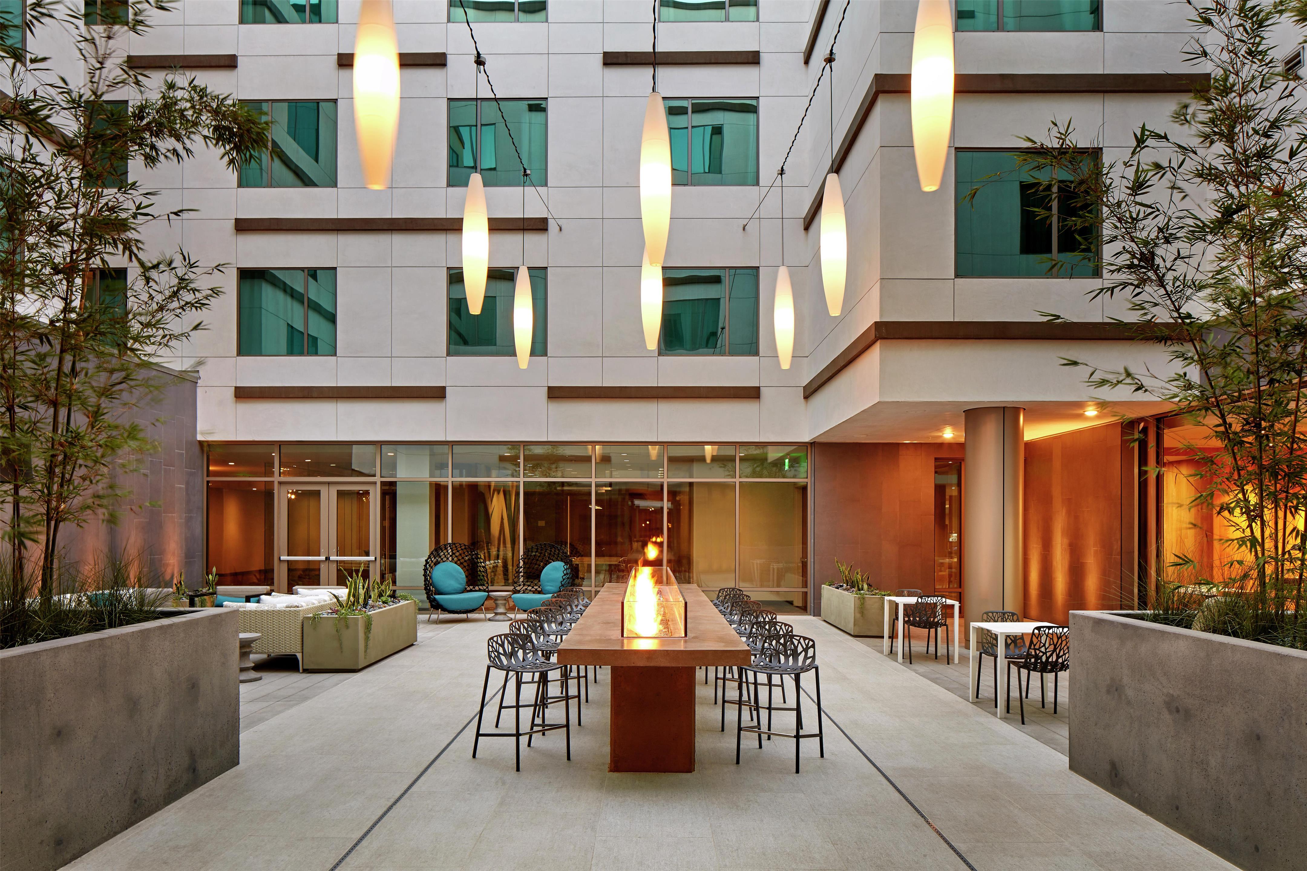 Exterior | Hilton Garden Inn San Diego Downtown/Bayside
