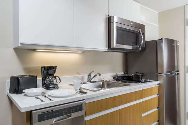 Suite - Hawthorn Suites by Wyndham Triadelphia - I-70, Exit 10