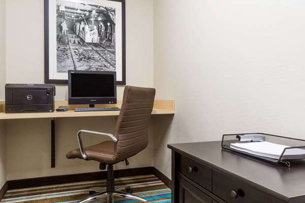 Conference Area - Hawthorn Suites by Wyndham Triadelphia - I-70, Exit 10