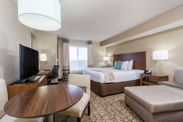  - Hawthorn Suites by Wyndham Triadelphia - I-70, Exit 10