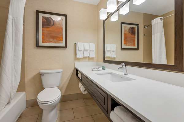  - Best Western Hilliard Inn & Suites - I-270, Exit 13