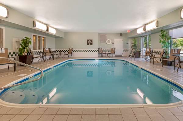Pool - Best Western Hilliard Inn & Suites - I-270, Exit 13