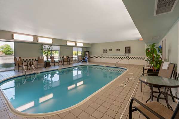 Pool - Best Western Hilliard Inn & Suites - I-270, Exit 13