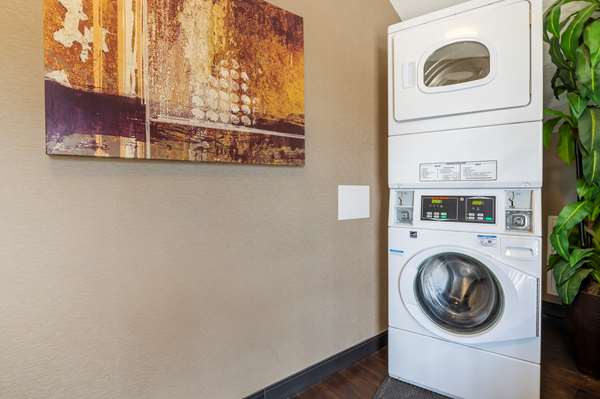  - Best Western Hilliard Inn & Suites - I-270, Exit 13