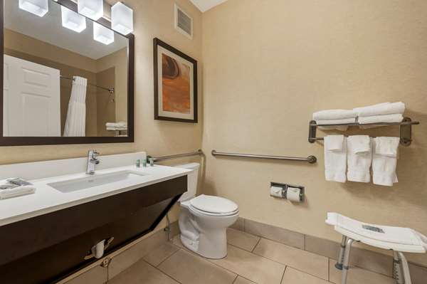  - Best Western Hilliard Inn & Suites - I-270, Exit 13