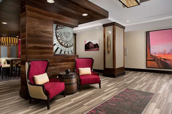  - Hampton Inn & Suites East Louisville