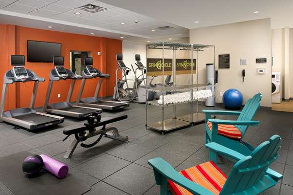 Fitness/ Exercise Room - Hampton Inn & Suites East Louisville