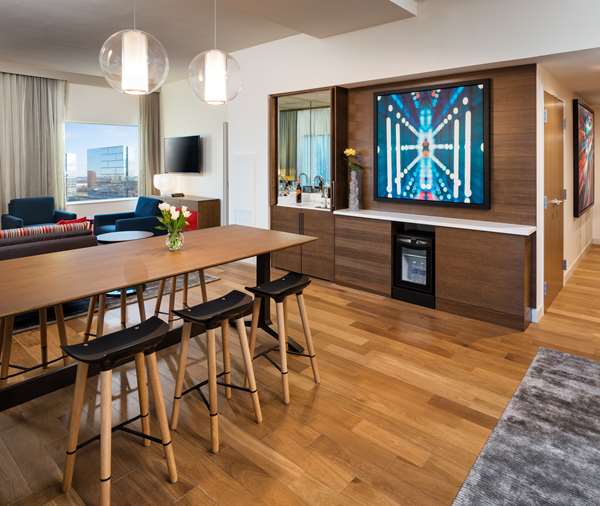 Suite - Hyatt Regency Hotel Bloomington