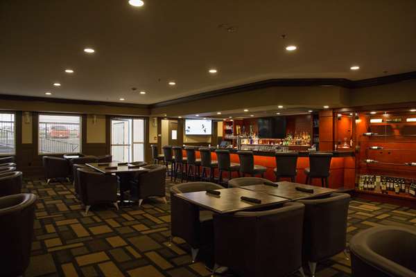 Bar - Chateau Nova Peace River