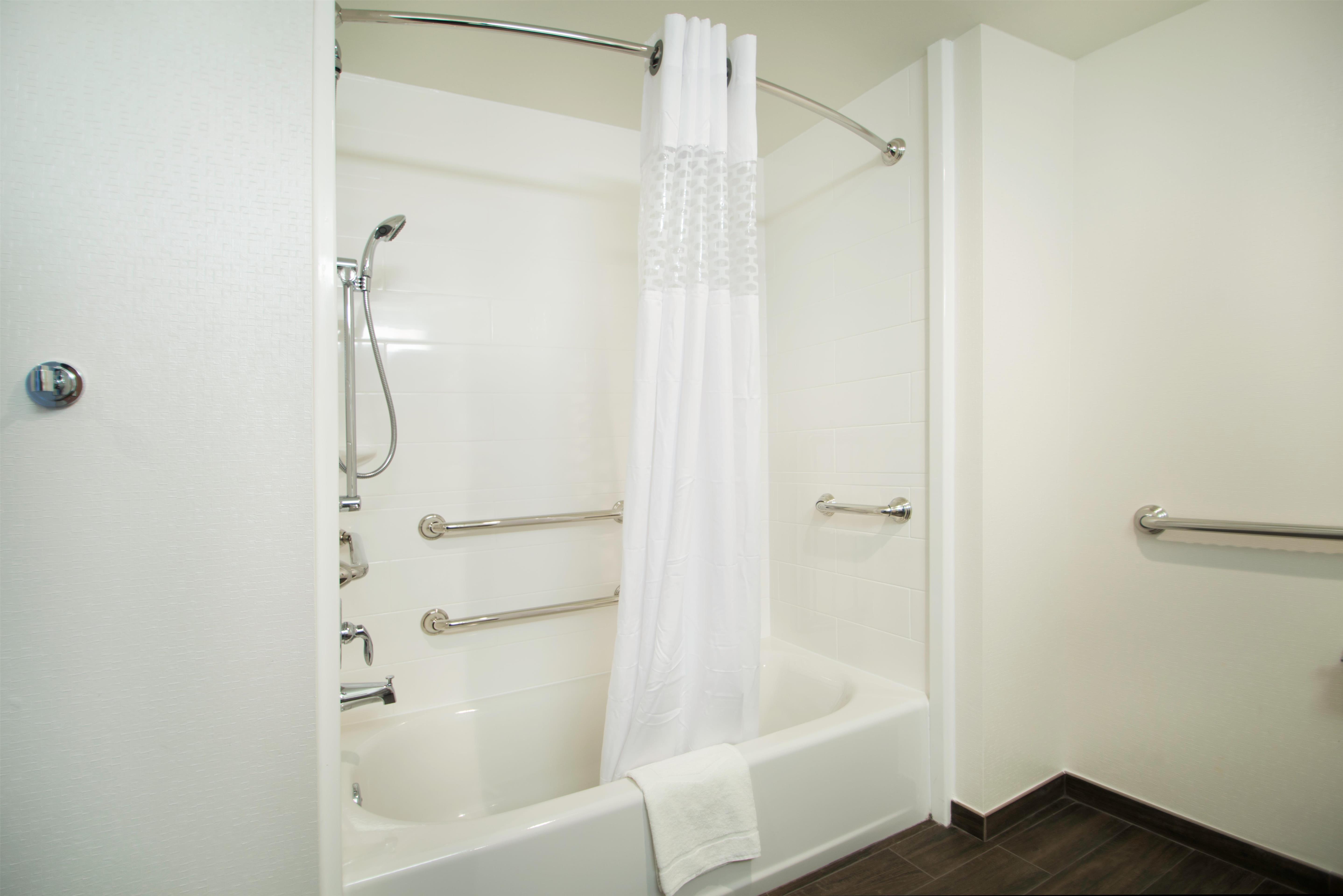 Hampton Inn & Suites La Porte, TX Room Type - 2 QNS HEARING ACC NOSMOK