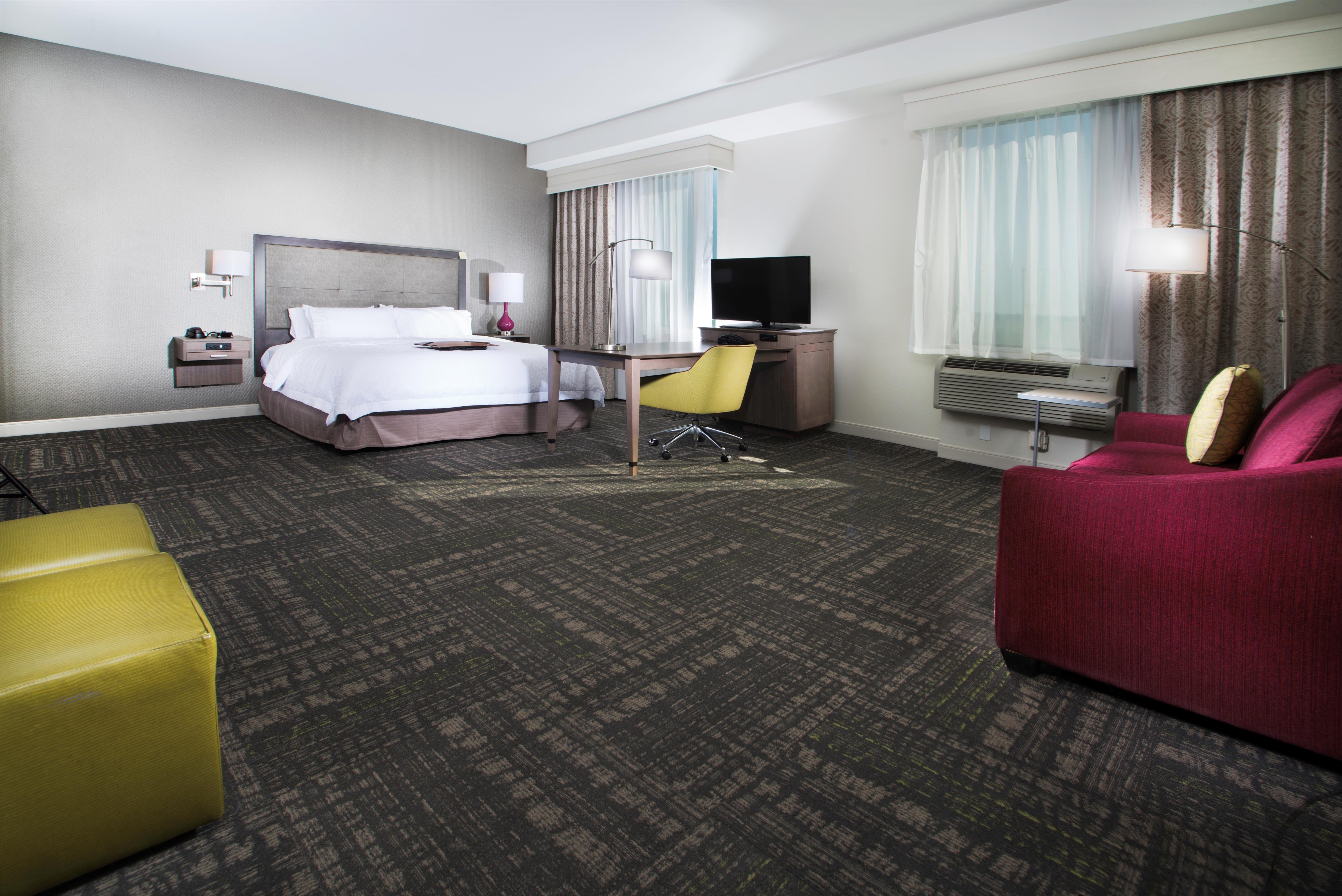Hampton Inn & Suites La Porte, TX Room Type - 1 KN ACC RI SHWR STUDIO NS