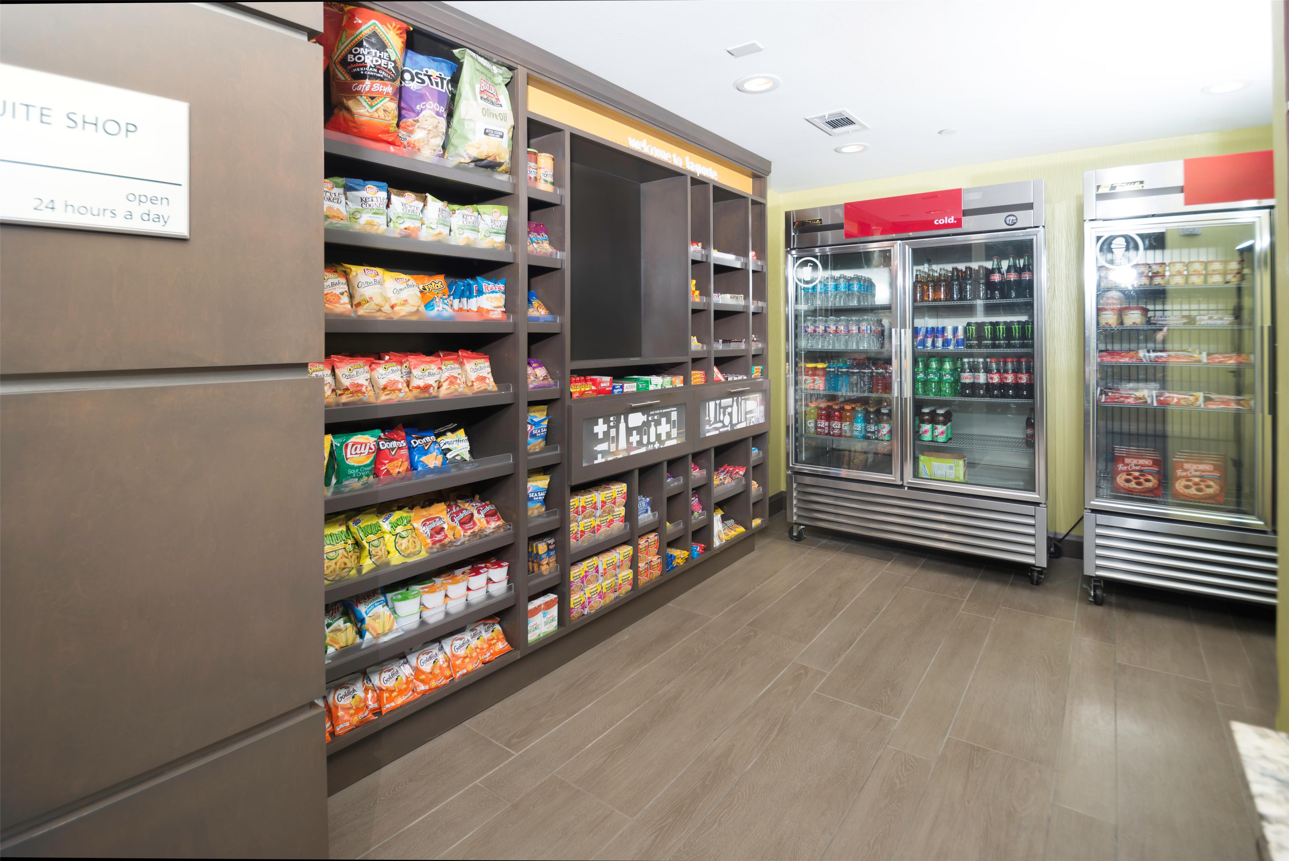Restaurant | Hampton Inn & Suites La Porte
