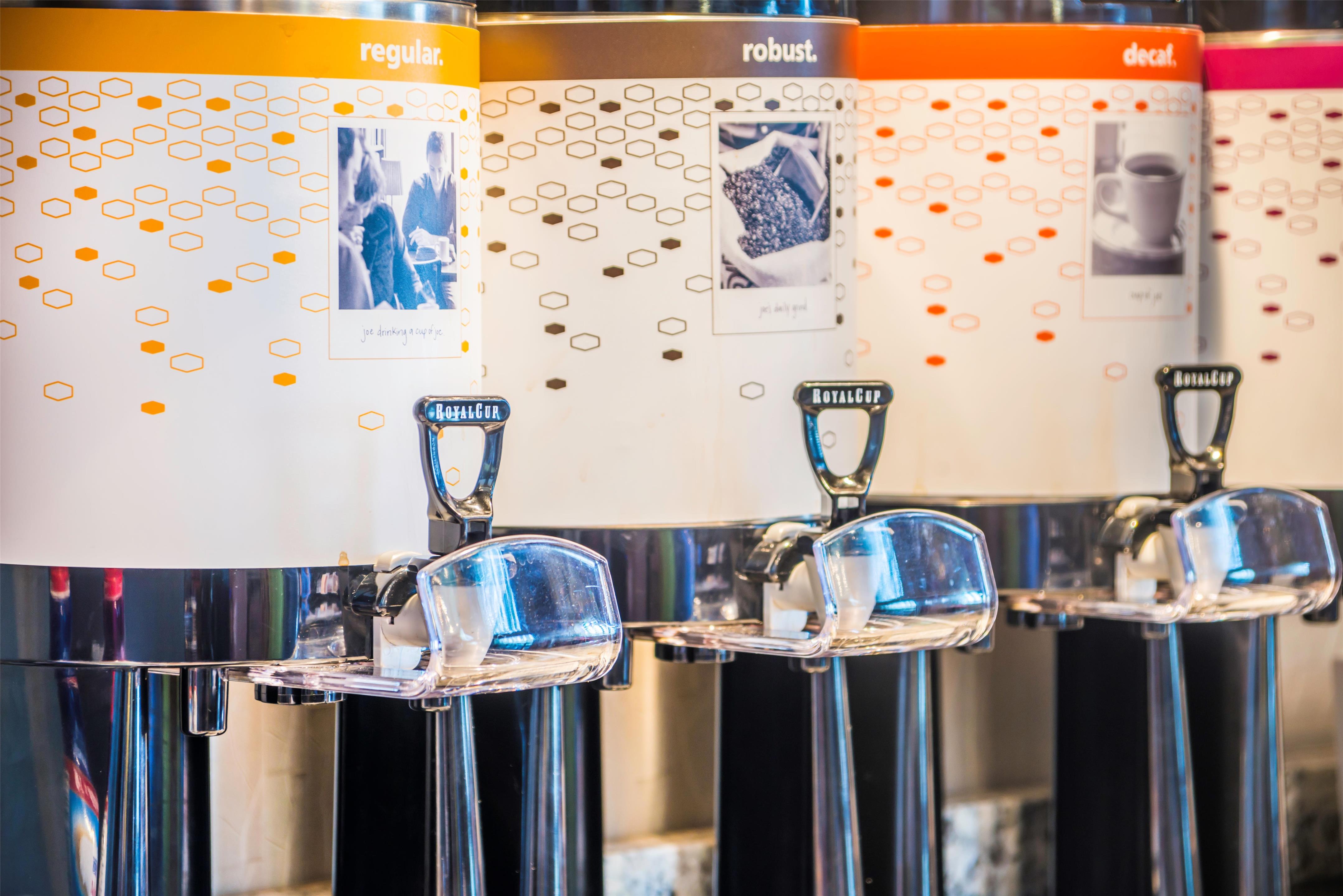 Restaurant | Hampton Inn & Suites La Porte