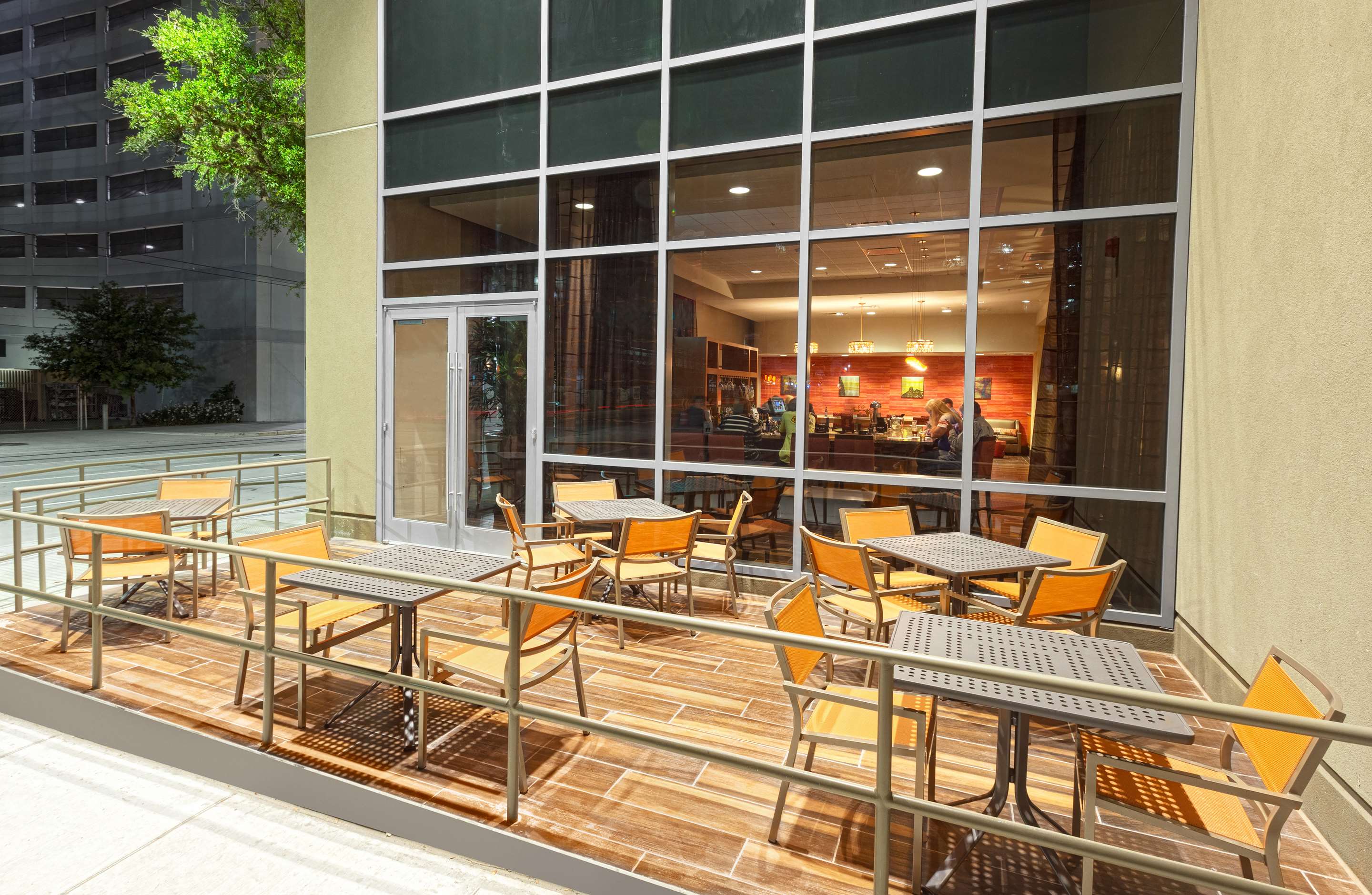 Exterior | Homewood Suites Houston Downtown