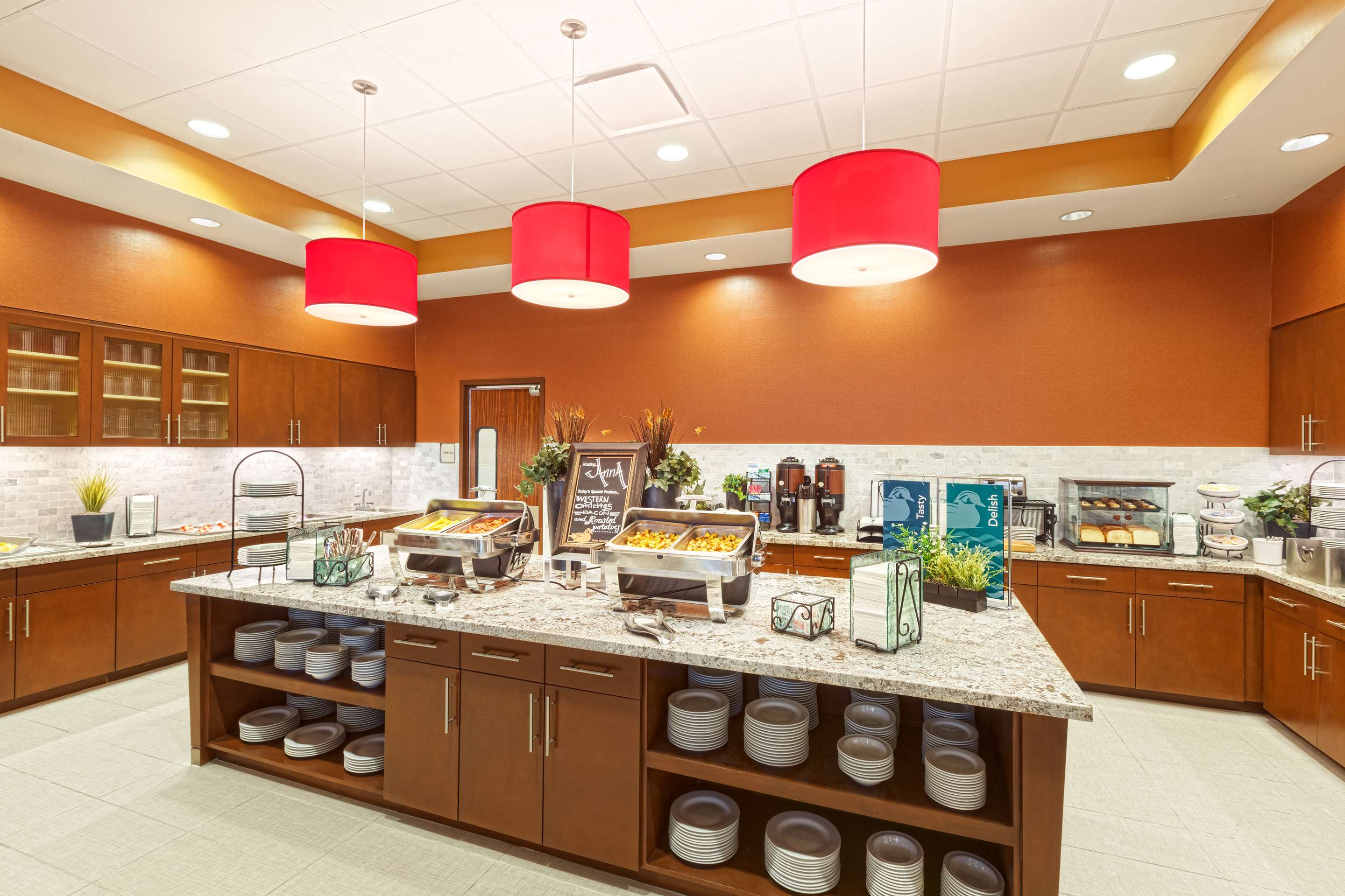 Breakfast Area | Homewood Suites Houston Downtown
