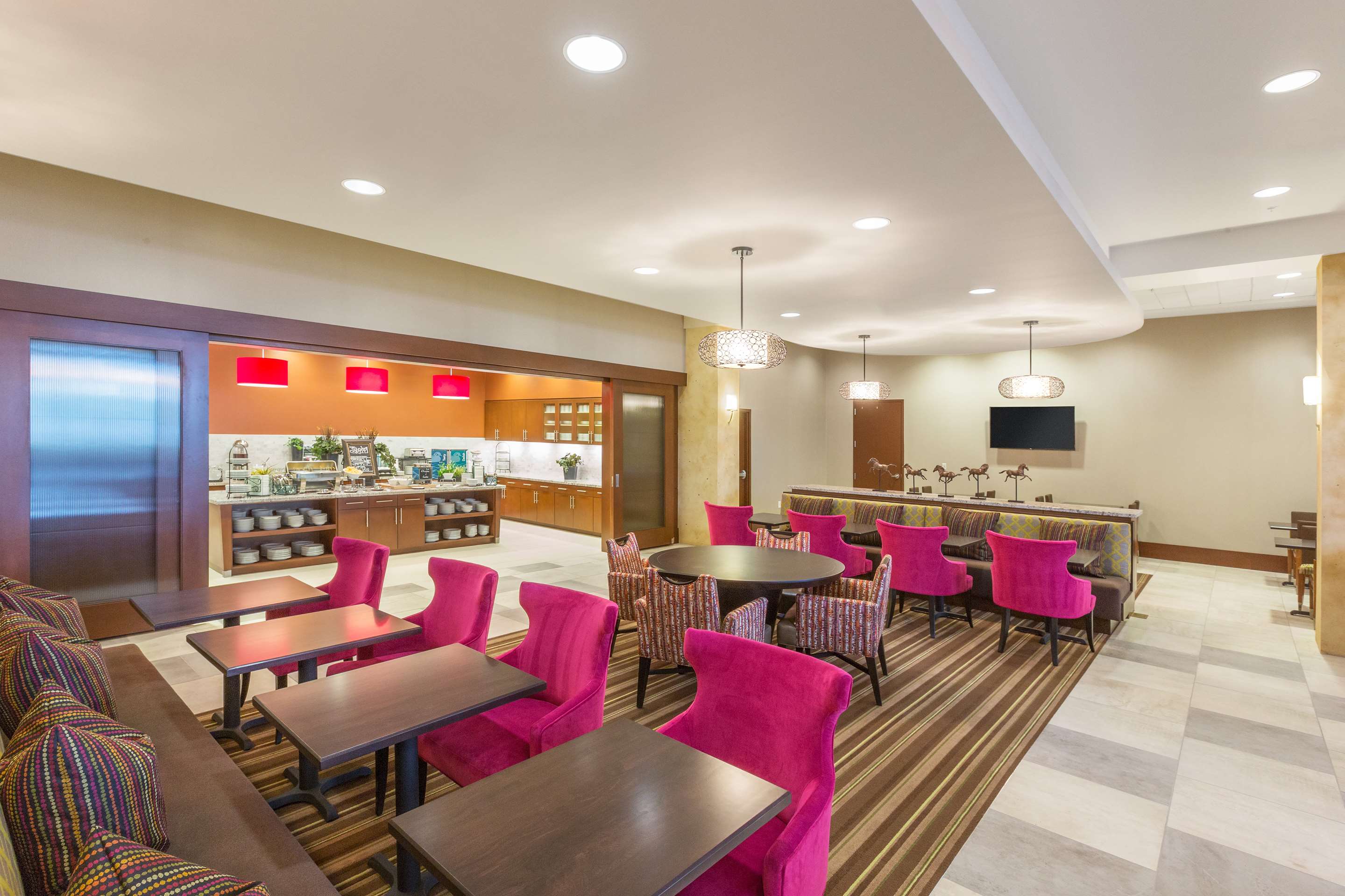 Restaurant | Homewood Suites Houston Downtown