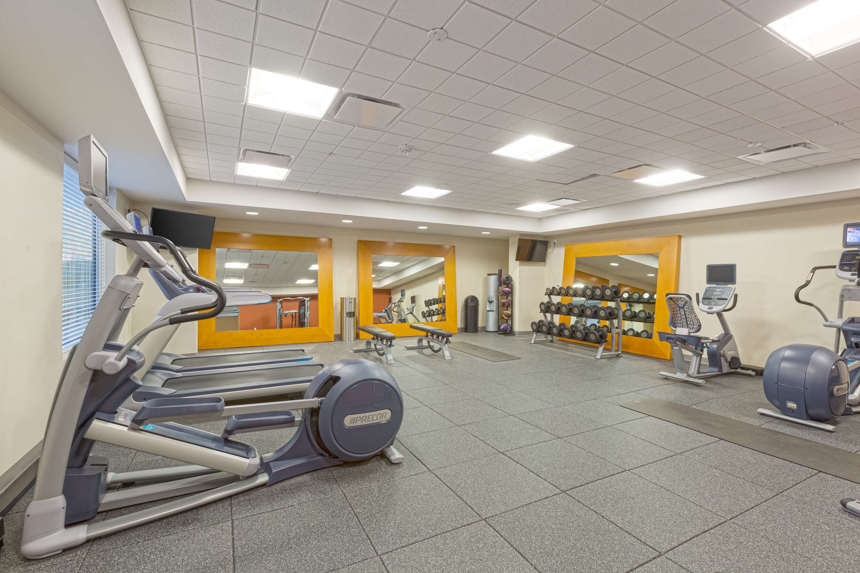 Health club fitness center gym | Homewood Suites Houston Downtown