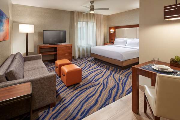  - Homewood Suites by Hilton Mission Valley San Diego - I-8, Exit 5