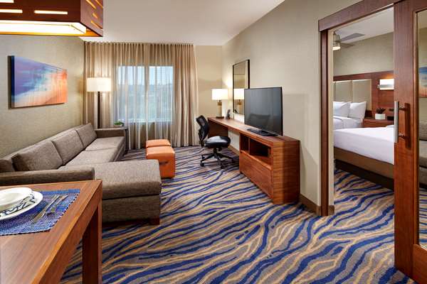  - Homewood Suites by Hilton Mission Valley San Diego - I-8, Exit 5