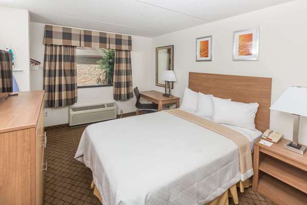  - Days Inn Biloxi Beach