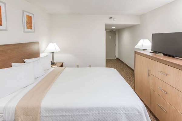  - Days Inn Biloxi Beach