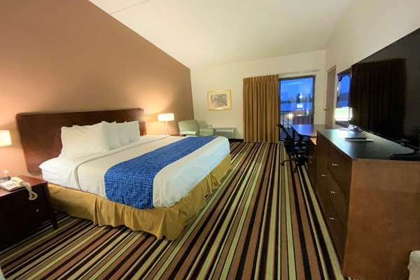  - Travelodge Wytheville - I-77 & I-81, Exit 73