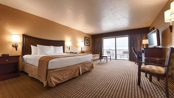  - Best Western Fort Myers Waterfront Hotel