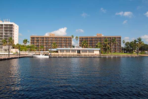  - Best Western Fort Myers Waterfront Hotel