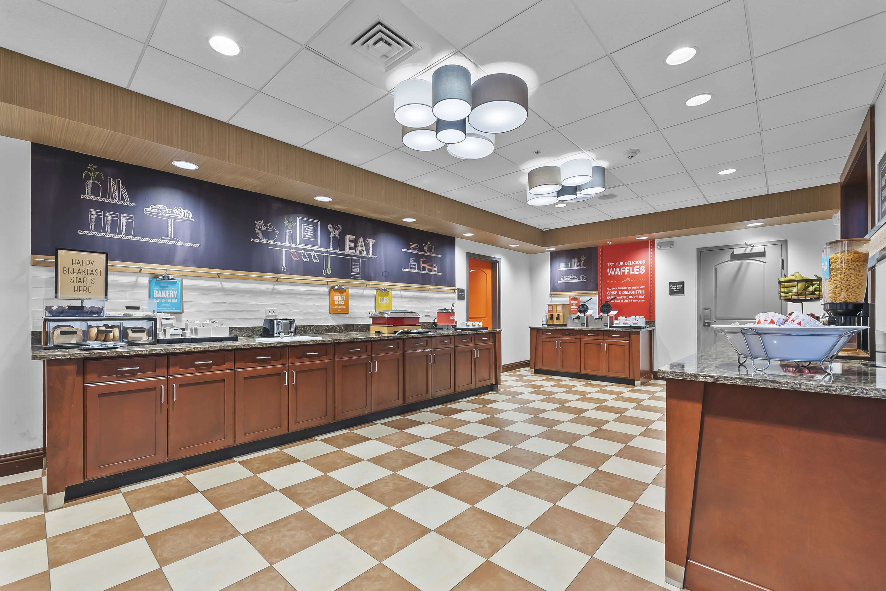 Breakfast Area | Hampton Inn Cape Girardeau I 55 East