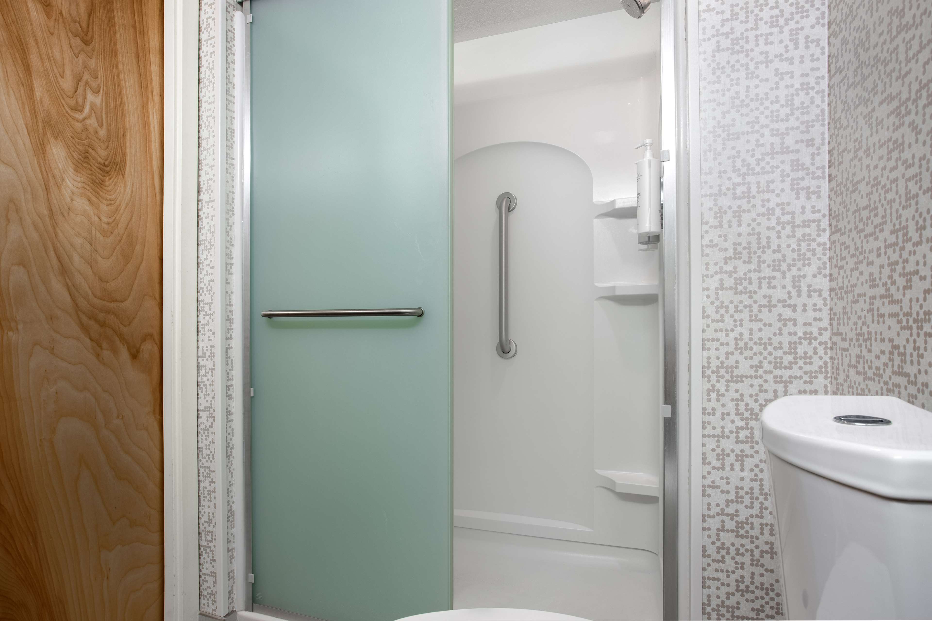 Home2 Suites by Hilton Gainesville Room Type - 2 QN ACC TUB STUDIO NS