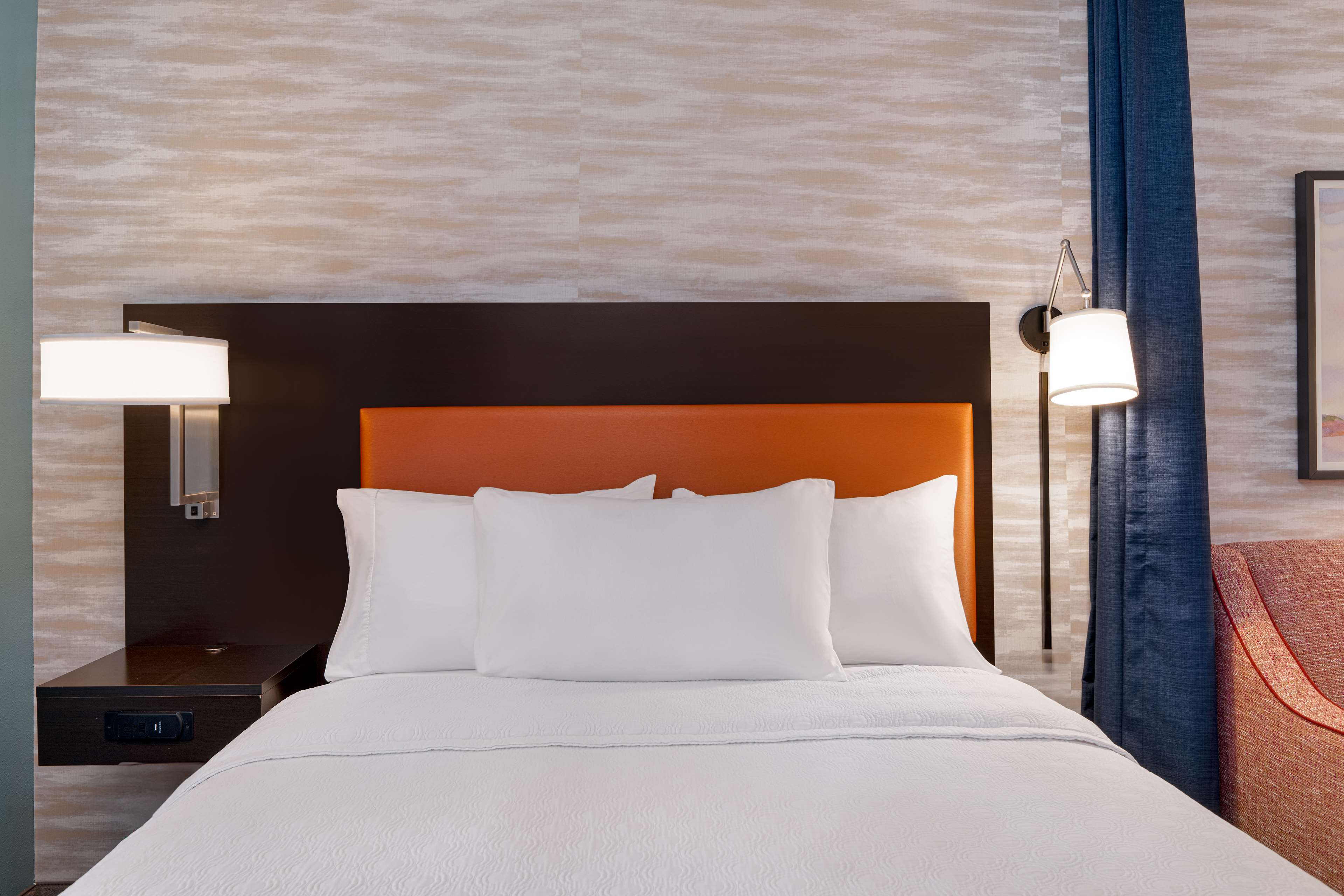Home2 Suites by Hilton Gainesville Room Type - 1 QUEEN BED NONSMOKING