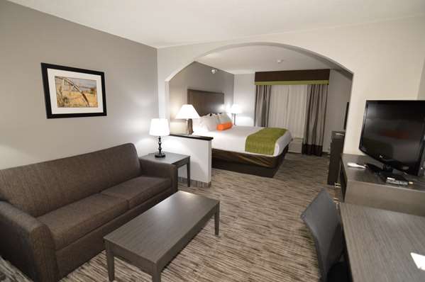 Suite - Best Western Plus Liberal Hotel