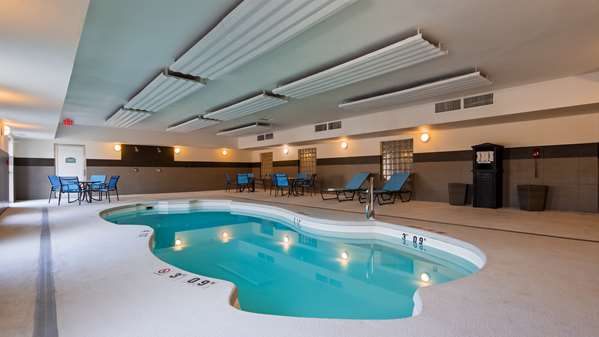 Pool - Best Western Plus Liberal Hotel