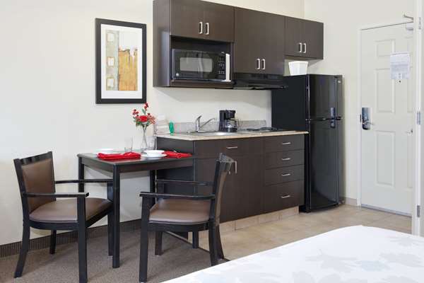  - Hawthorn Suites by Wyndham Longview