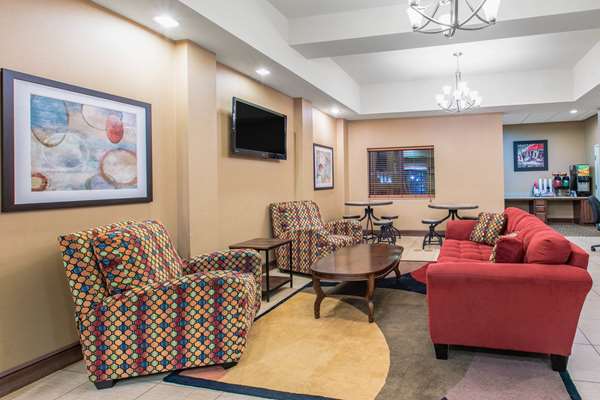  - Hawthorn Suites by Wyndham Longview