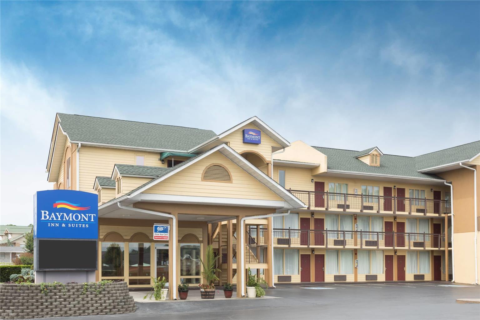 Baymont Inn & Suites Pigeon Forge
