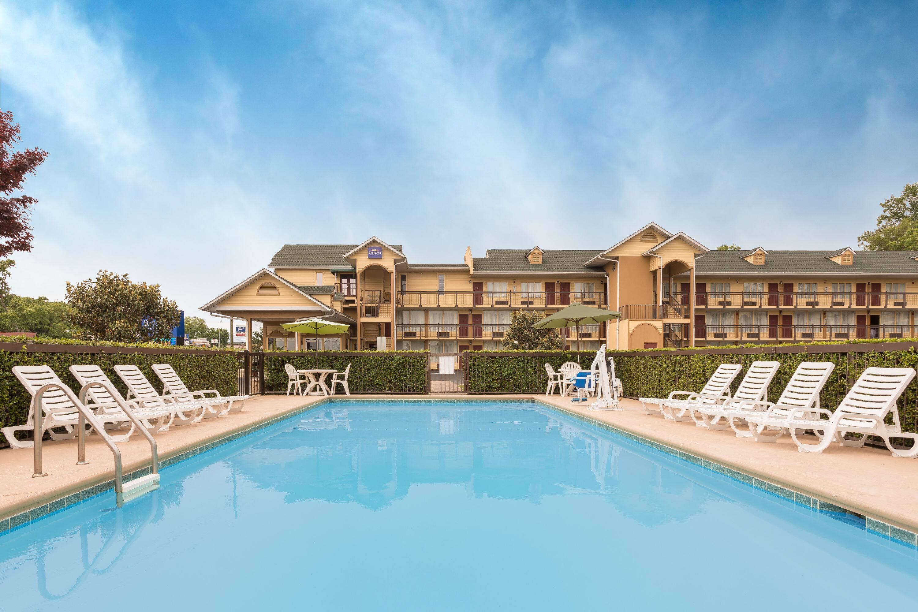 Pool | Baymont by Wyndham Sevierville Pigeon Forge