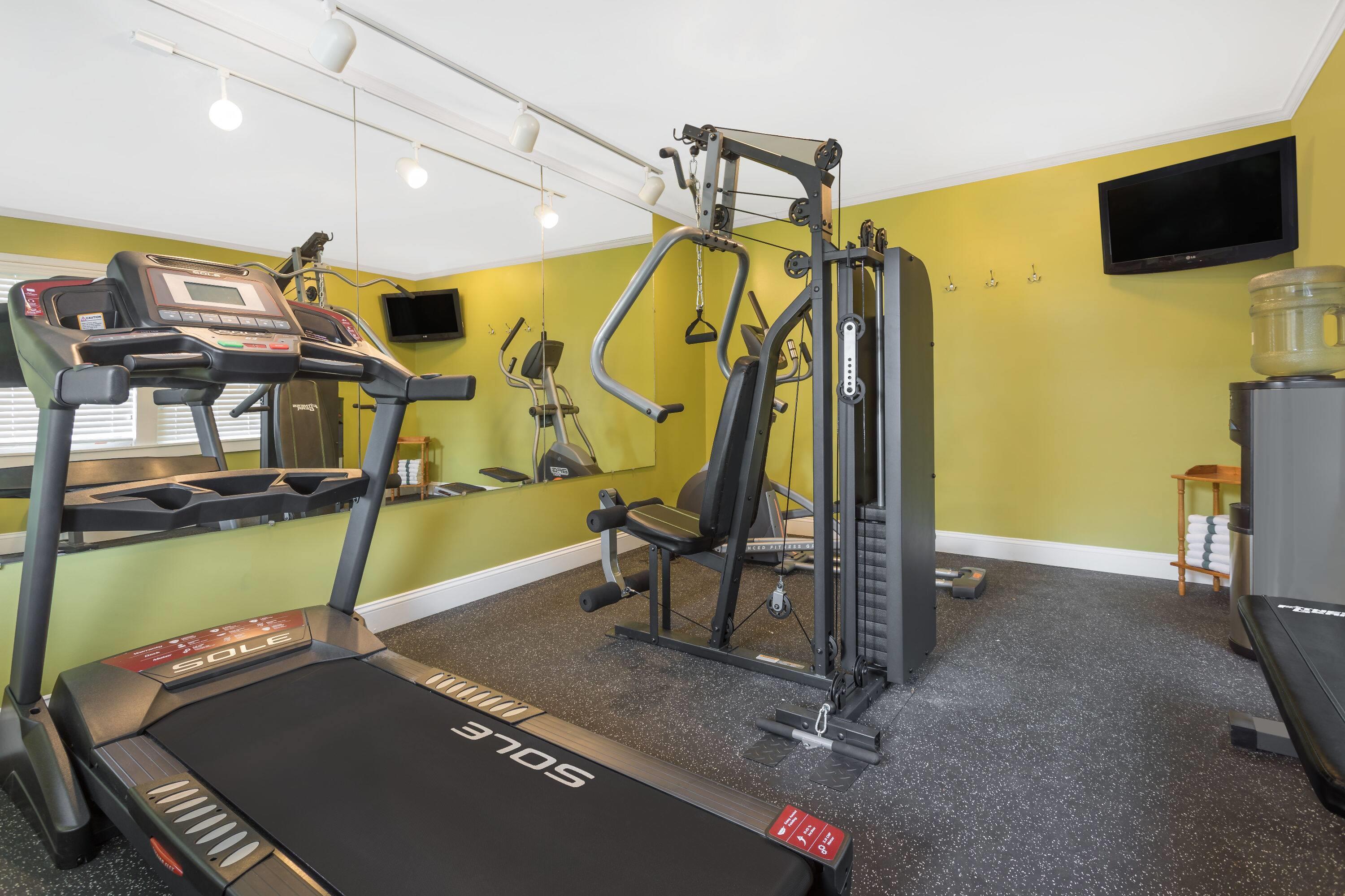 Health club fitness center gym | Baymont by Wyndham Sevierville Pigeon Forge