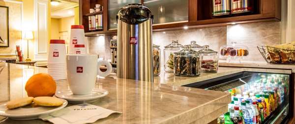 Restaurant - Trianon Bonita Bay Hotel Bonita Springs