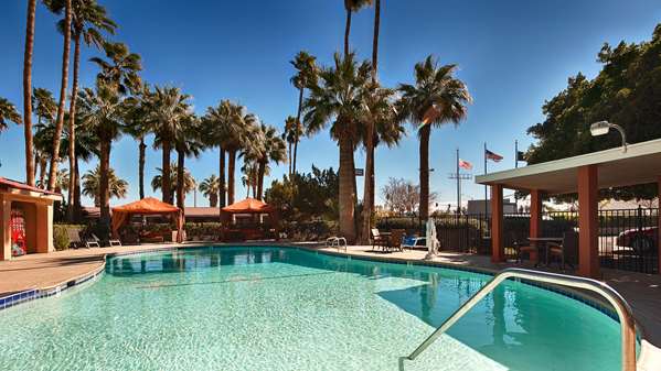 Pool - SureStay Hotel by Best Western Blythe - I-10, Exit 239