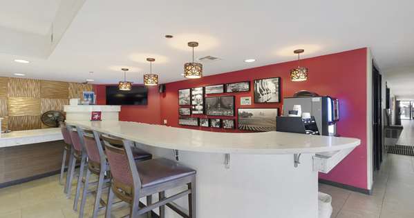 Bar - Best Western Plus Wine Country Inn Santa Rosa