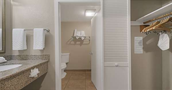 Suite - Best Western Plus Wine Country Inn Santa Rosa