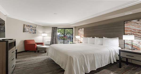 Suite - Best Western Plus Wine Country Inn Santa Rosa