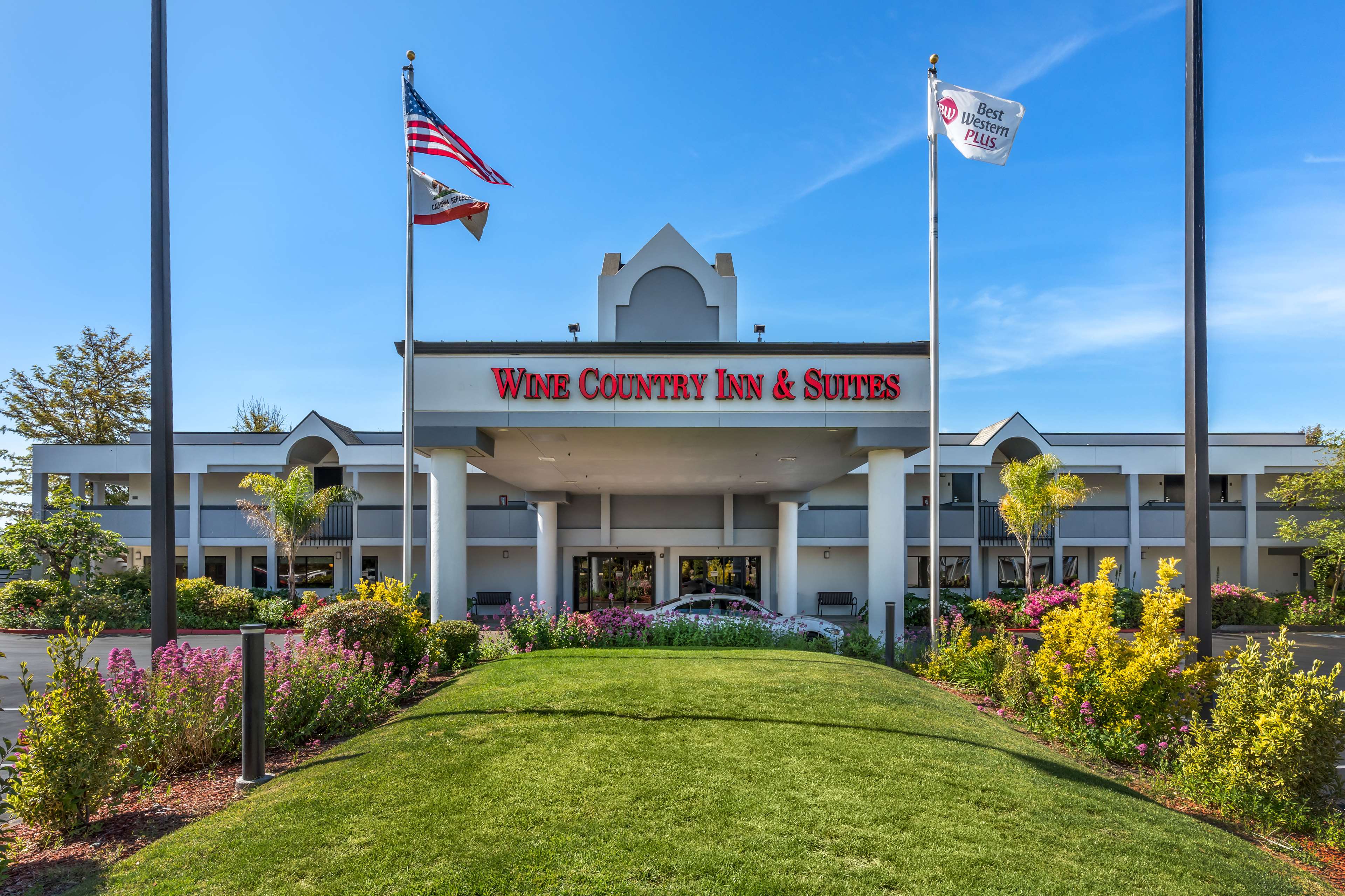 Best Western Plus Wine Country Inn Suites