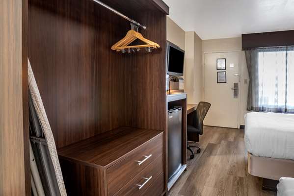  - Best Western Motel Salisbury